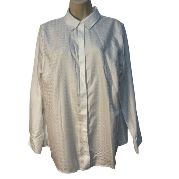 Chico’s Women’s Long Sleeve Collared Jacquard Blouse Color White Size 12/14 - Picture 1 of 8